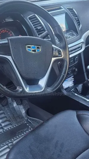 Geely Emgrand EC7 2017 Gold