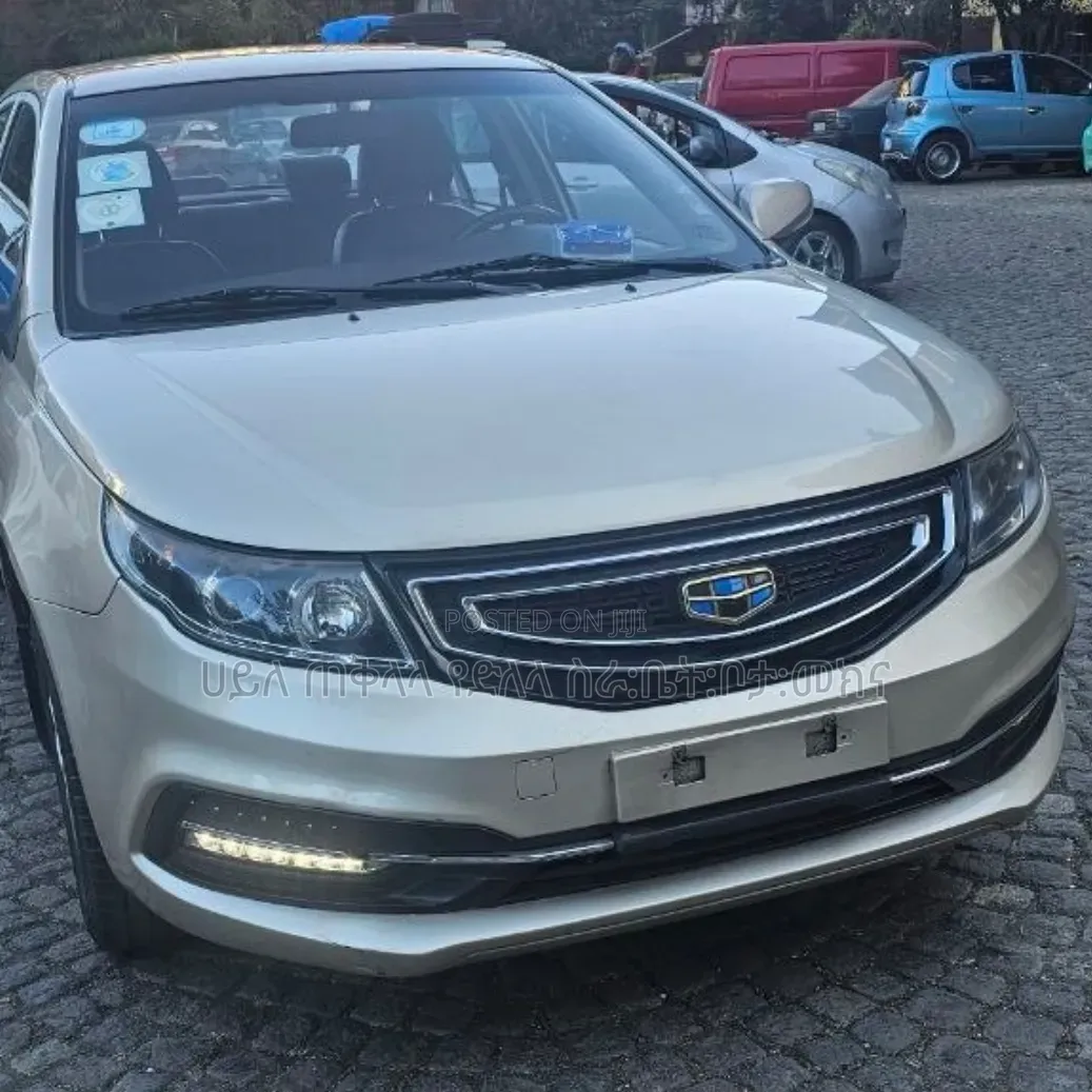 Geely Emgrand EC7 2017 Gold