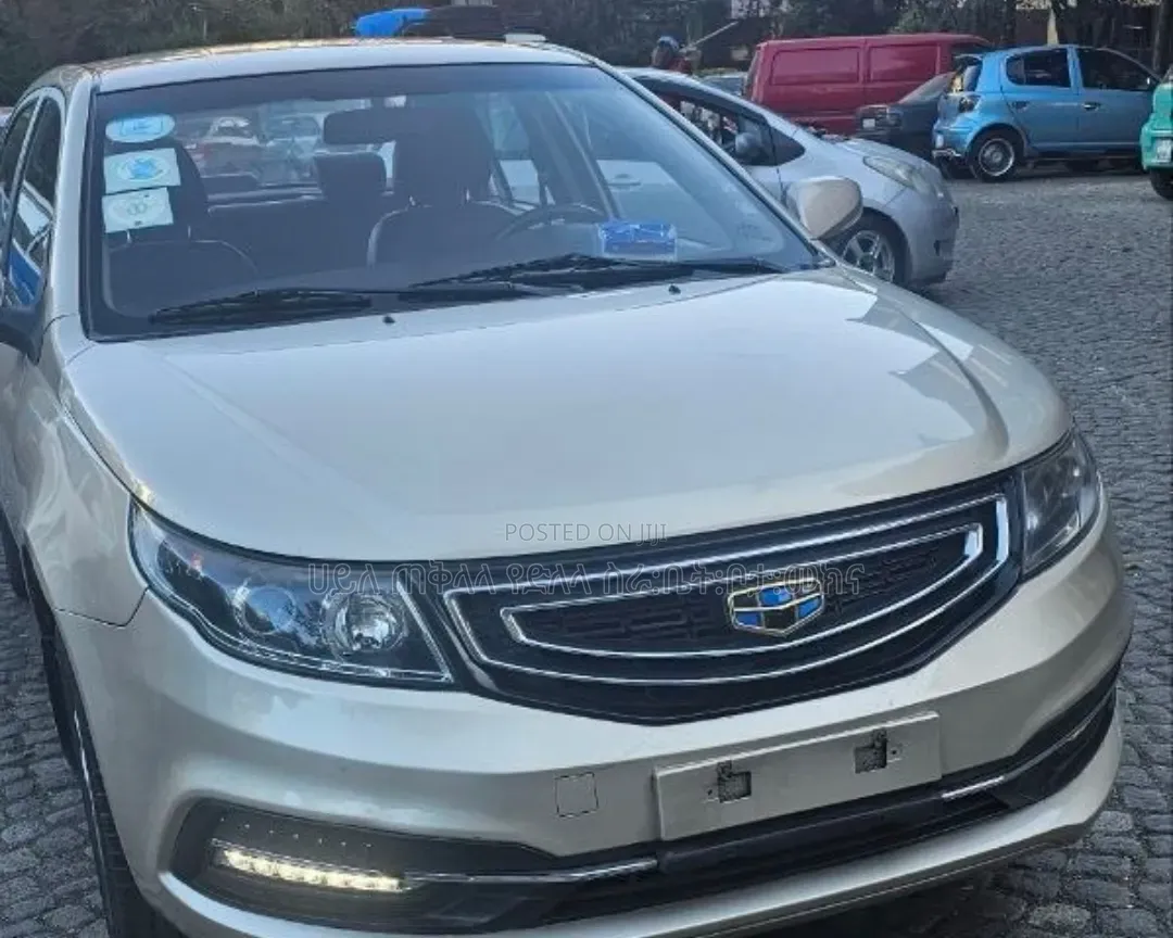 Geely Emgrand EC7 2017 Gold