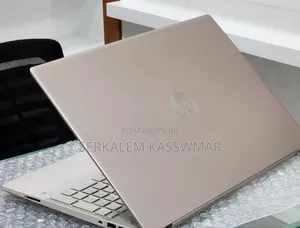 New Laptop HP Pavilion 15 8GB Intel Core i5 SSD 512GB