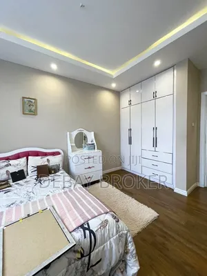 Furnished 6bdrm Farm House in Ayat, Yeka for sale