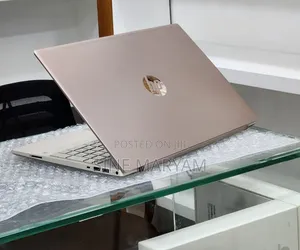 New Laptop HP Pavilion 15 8GB Intel Core i5 SSD 512GB