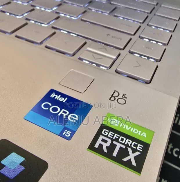 New Laptop HP 16GB Intel Core i5 SSD 512GB