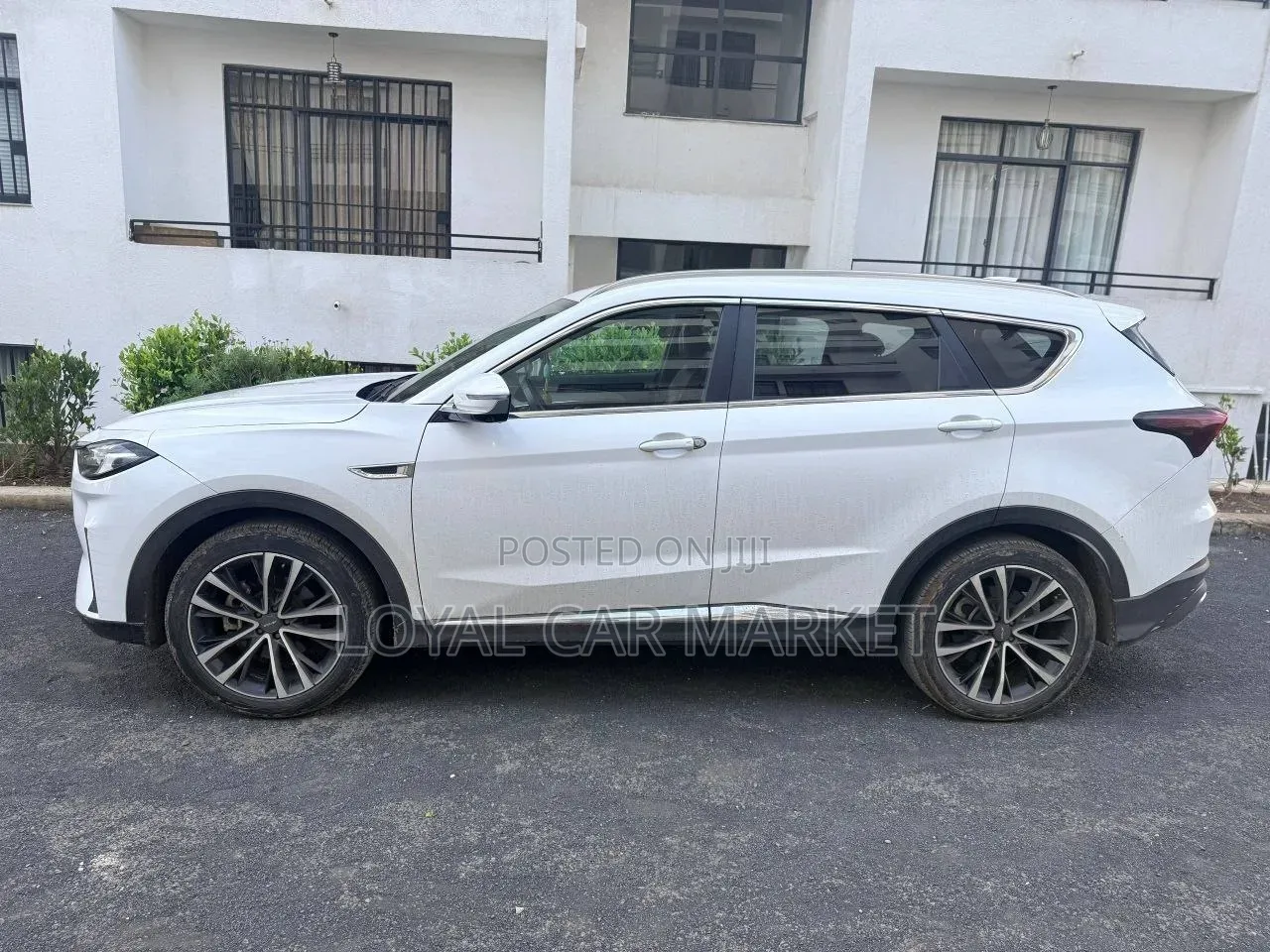 Jetour X70 Plus 2022 White