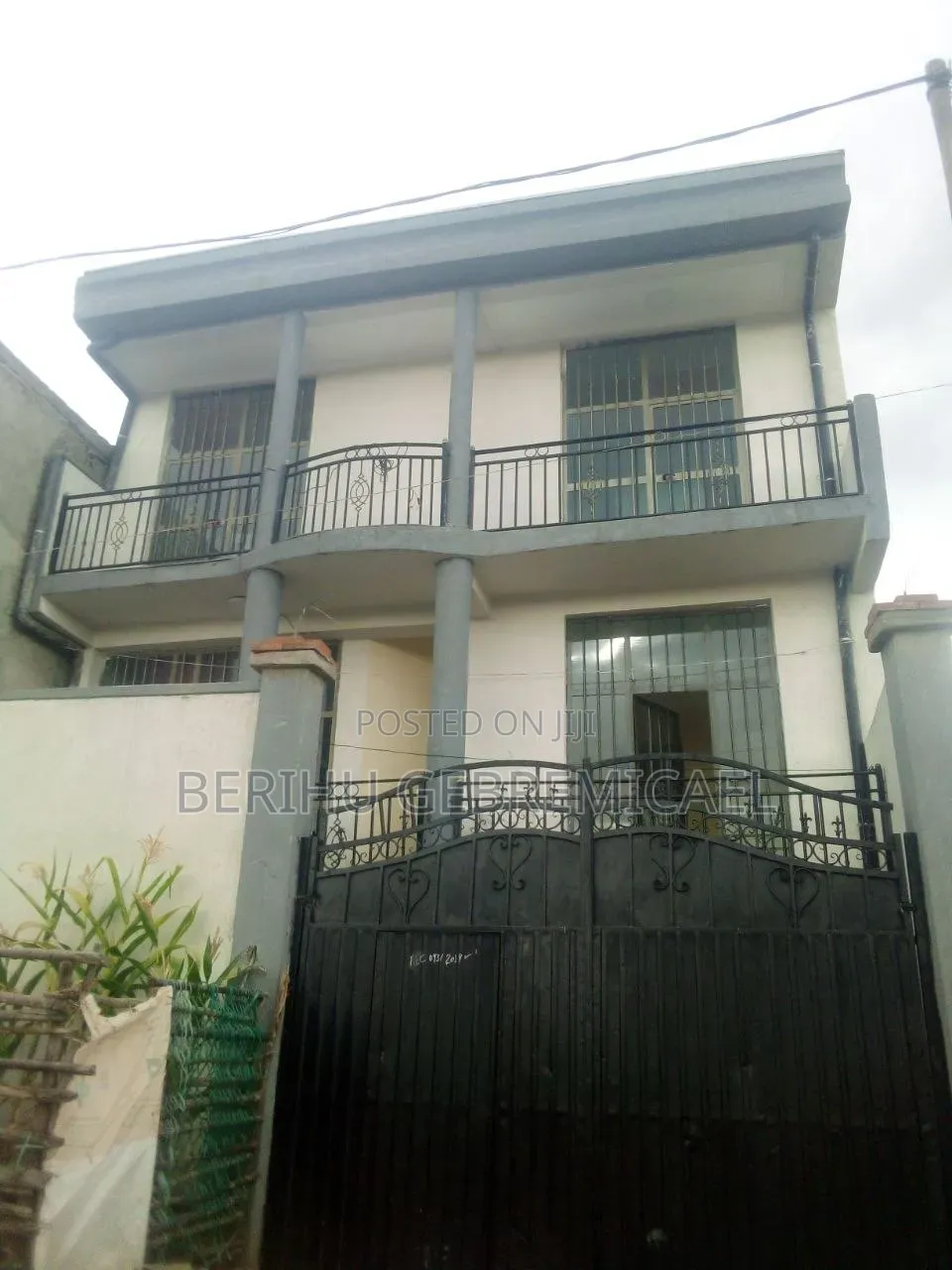 6bdrm House in ጣፎ, Yeka for sale