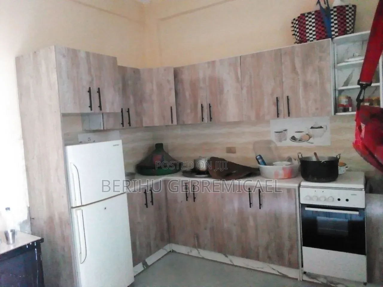 6bdrm House in ጣፎ, Yeka for sale