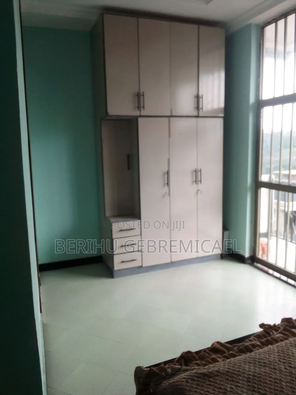 6bdrm House in ጣፎ, Yeka for sale
