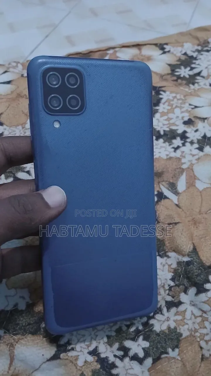 Samsung Galaxy M12 64 GB Blue