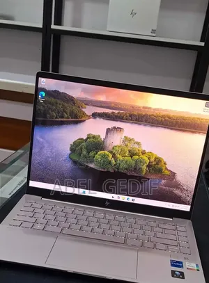New Laptop HP Pavilion 14 16GB Intel Core i7 SSD 1T