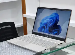New Laptop HP Pavilion 15 8GB Intel Core i5 SSD 512GB