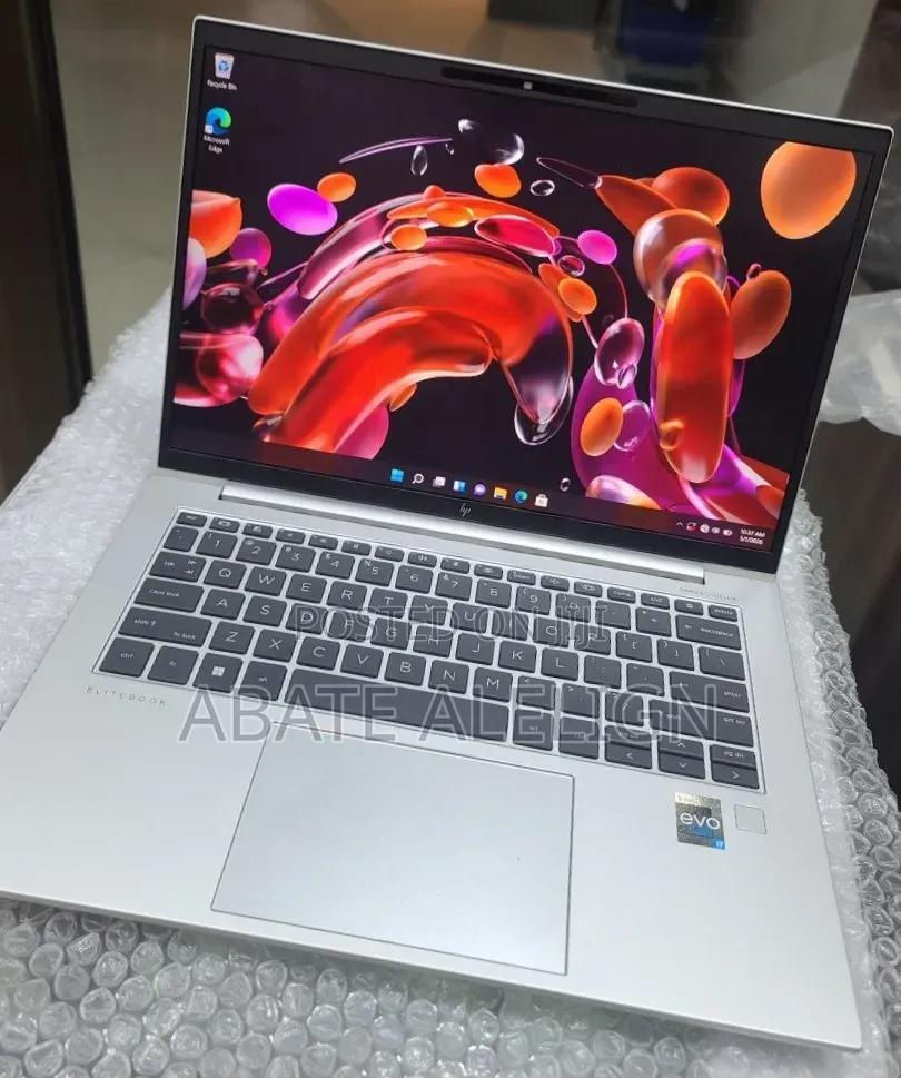 New Laptop HP EliteBook 840 G9 16GB Intel Core i7 SSD 512GB