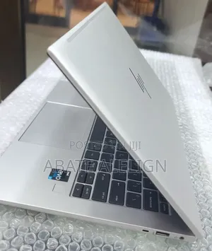 New Laptop HP EliteBook 840 G9 16GB Intel Core i7 SSD 512GB