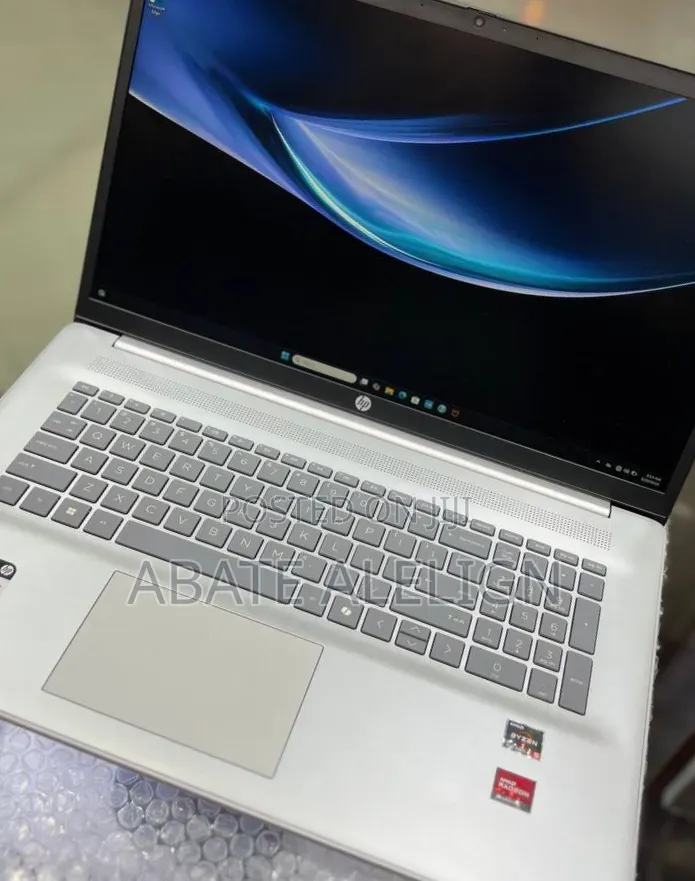 New Laptop HP Stream Notebook 8GB AMD Ryzen 5 SSD 512GB