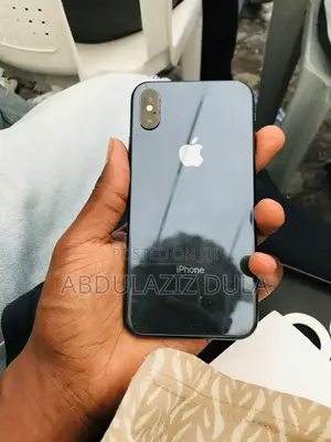 Apple iPhone X 64 GB Black