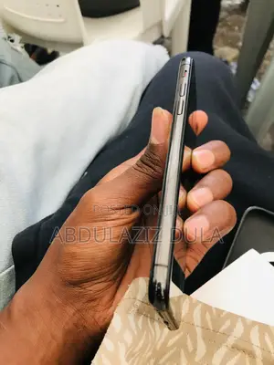 Apple iPhone X 64 GB Black