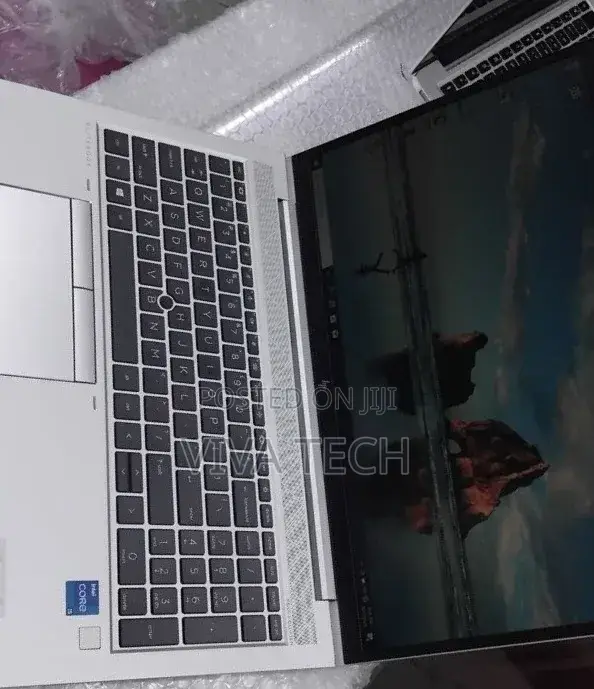 New Laptop HP EliteBook 850 G8 16GB Intel Core i5 SSD 512GB