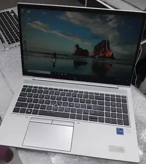 New Laptop HP EliteBook 850 G8 16GB Intel Core i5 SSD 512GB