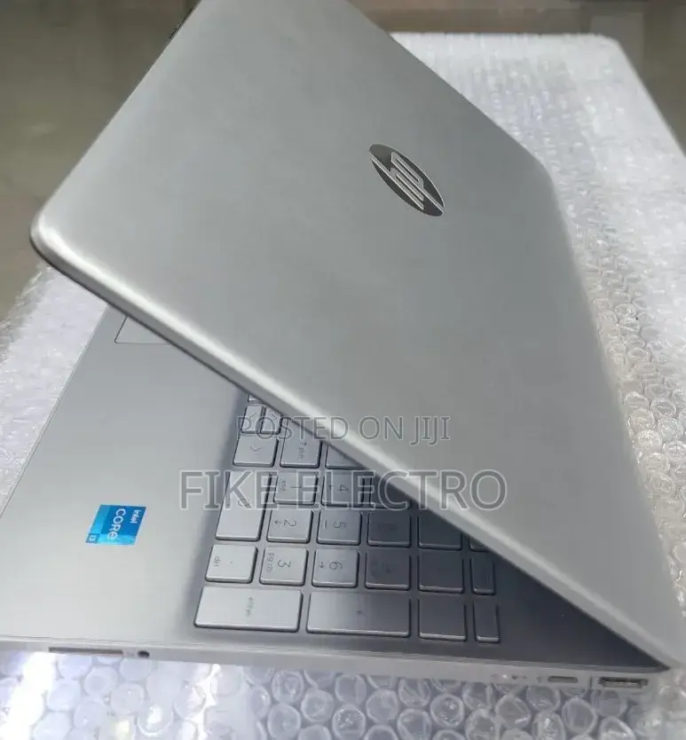 New Laptop HP Stream Notebook 8GB Intel Core i3 SSD 256GB