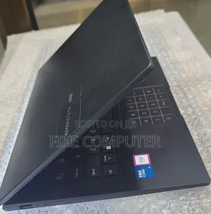 New Laptop Asus VivoBook 15 X505BA 16GB Intel Core i5 SSD 512GB