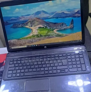 New Laptop HP Pavilion 17 4GB AMD A6 HDD 500GB