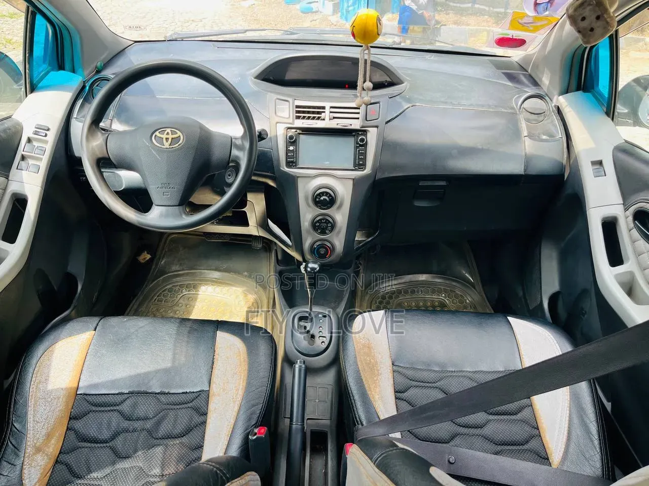 Toyota Yaris 2009 Silver