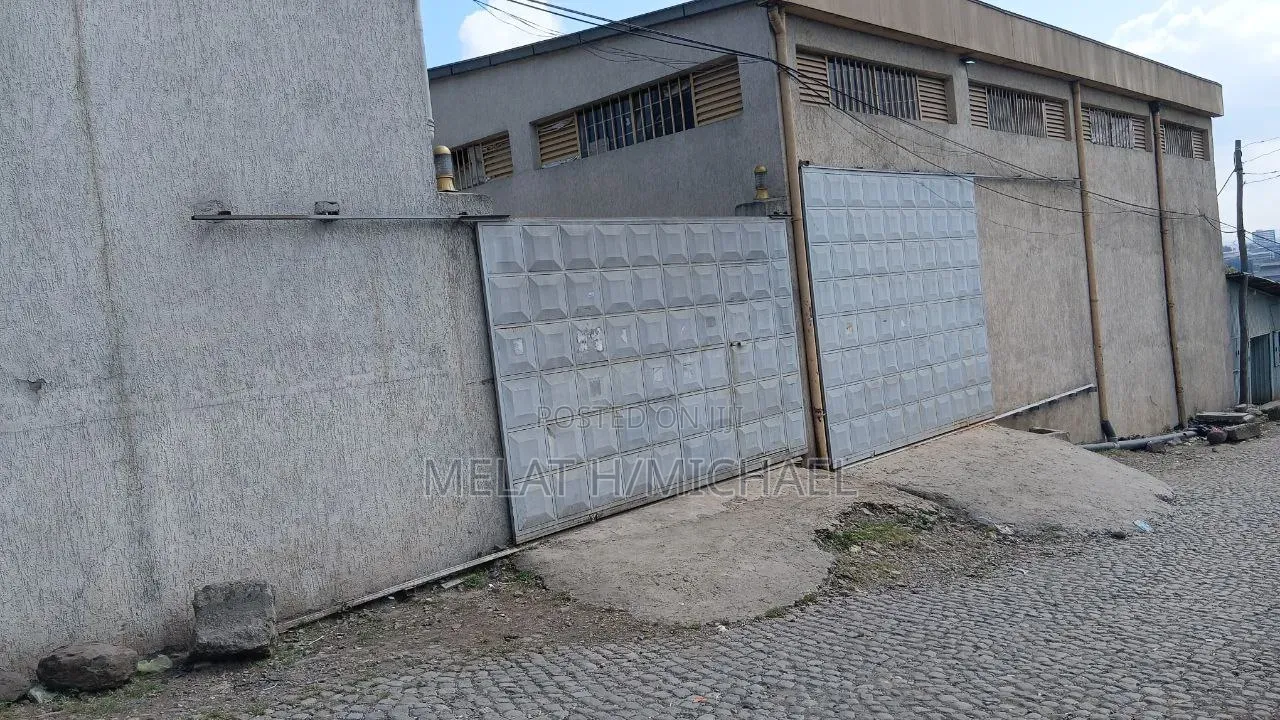 15mill Cash Only Warehouse for Sale