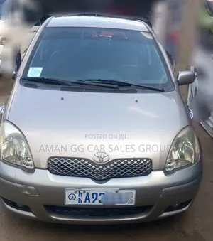 Toyota Yaris 2004 Gray