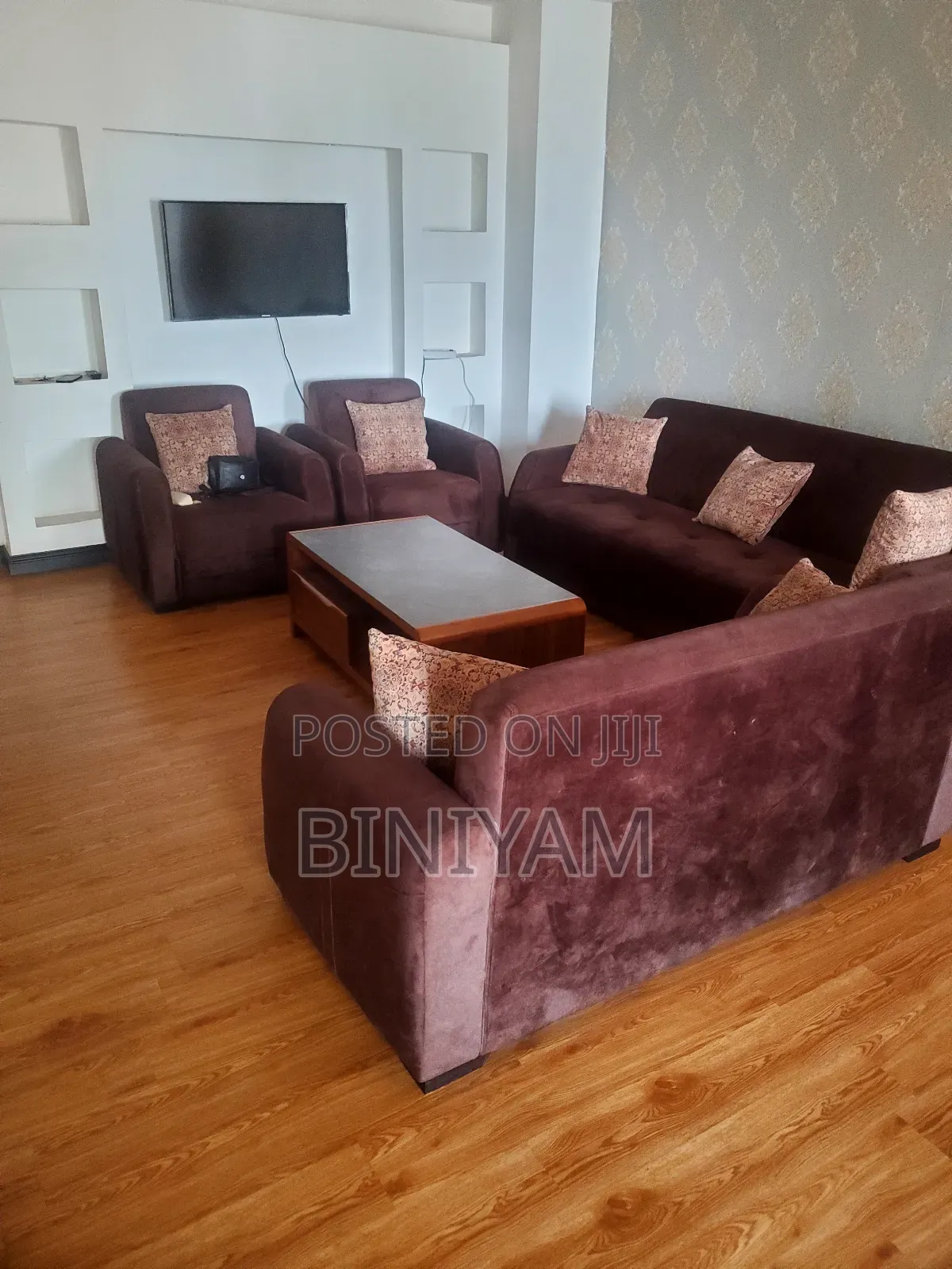 Furnished 2bdrm Apartment in Diaspora Square, Yeka for rent