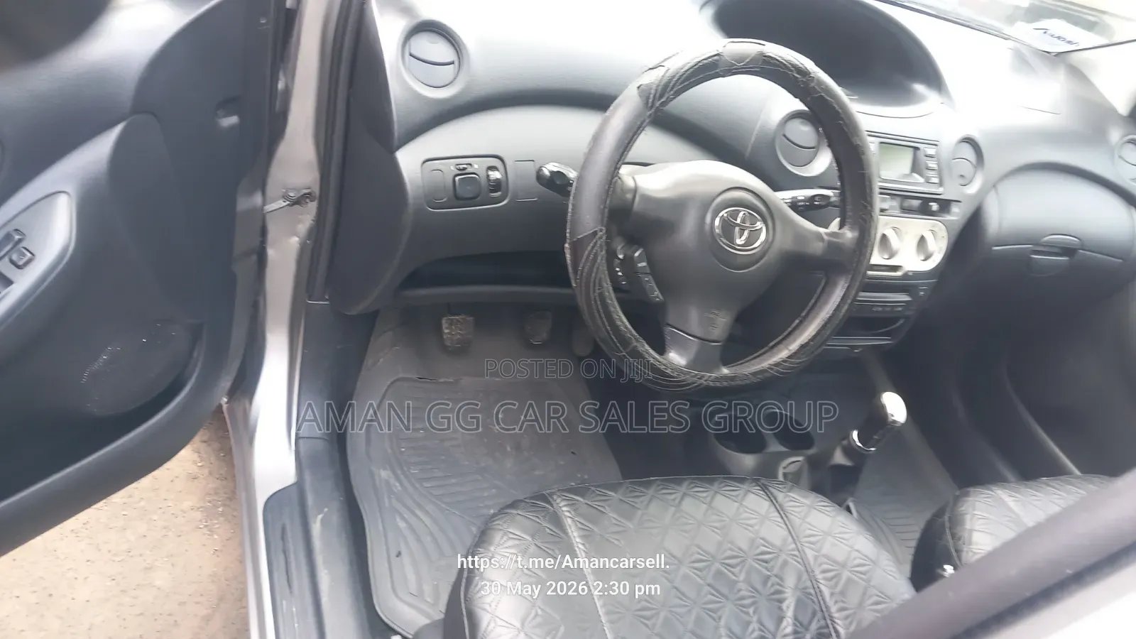 Toyota Yaris 2004 Gray