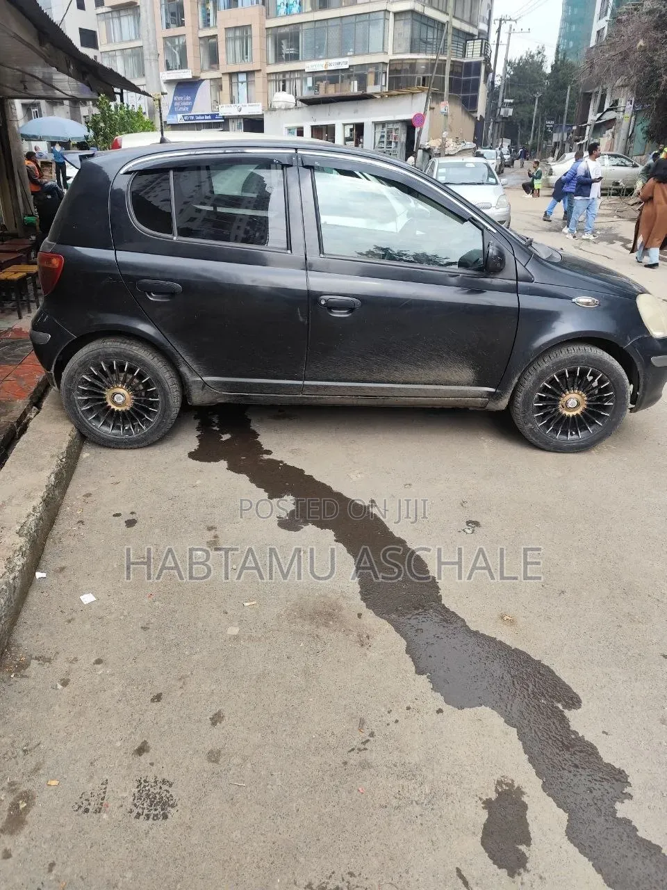 Toyota Vitz 2004 Black