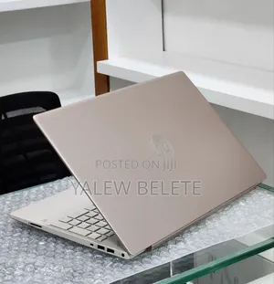New Laptop HP Pavilion 15 8GB Intel Core i5 SSD 512GB