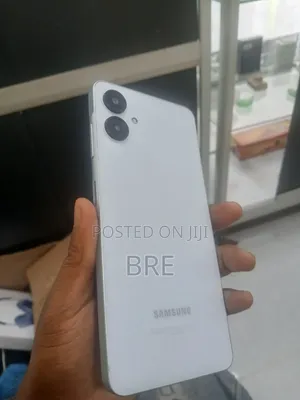Samsung Galaxy A06 128 GB White