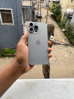 New Apple iPhone 15 Pro Max 256 GB Gray