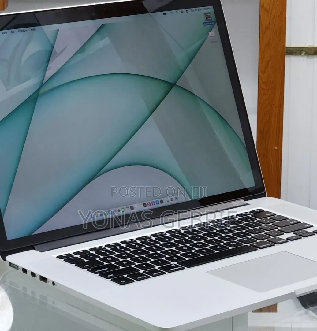 New Laptop Apple MacBook 16GB Intel Core i7 SSD 512GB