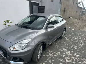Suzuki Dzire 2022 Silver