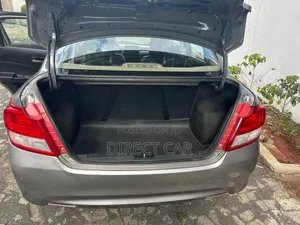Suzuki Dzire 2022 Silver