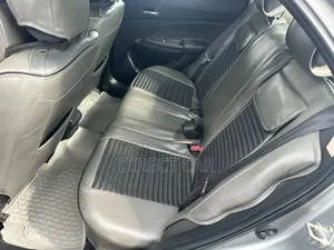 Suzuki Dzire 2022 Silver