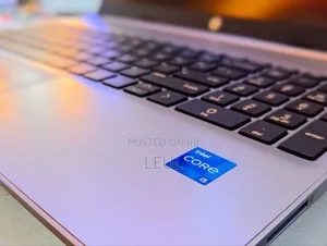 New Laptop HP Stream Notebook 8GB Intel Core i5 HDD 1T