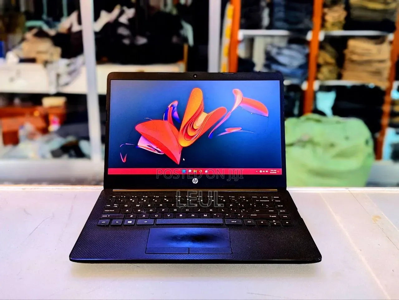 Laptop HP 14-dq1025cl 8GB Intel Core i5 HDD 1T