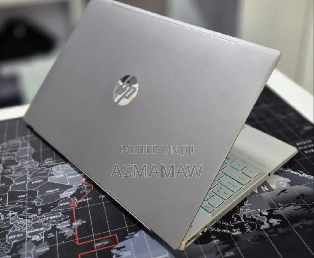 New Laptop HP Pavilion 15 8GB Intel Core i5 SSD 256GB