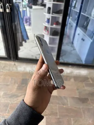 Apple iPhone X 256 GB White