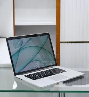 New Laptop Apple MacBook Pro 2015 16GB Intel Core i7 SSD 512GB
