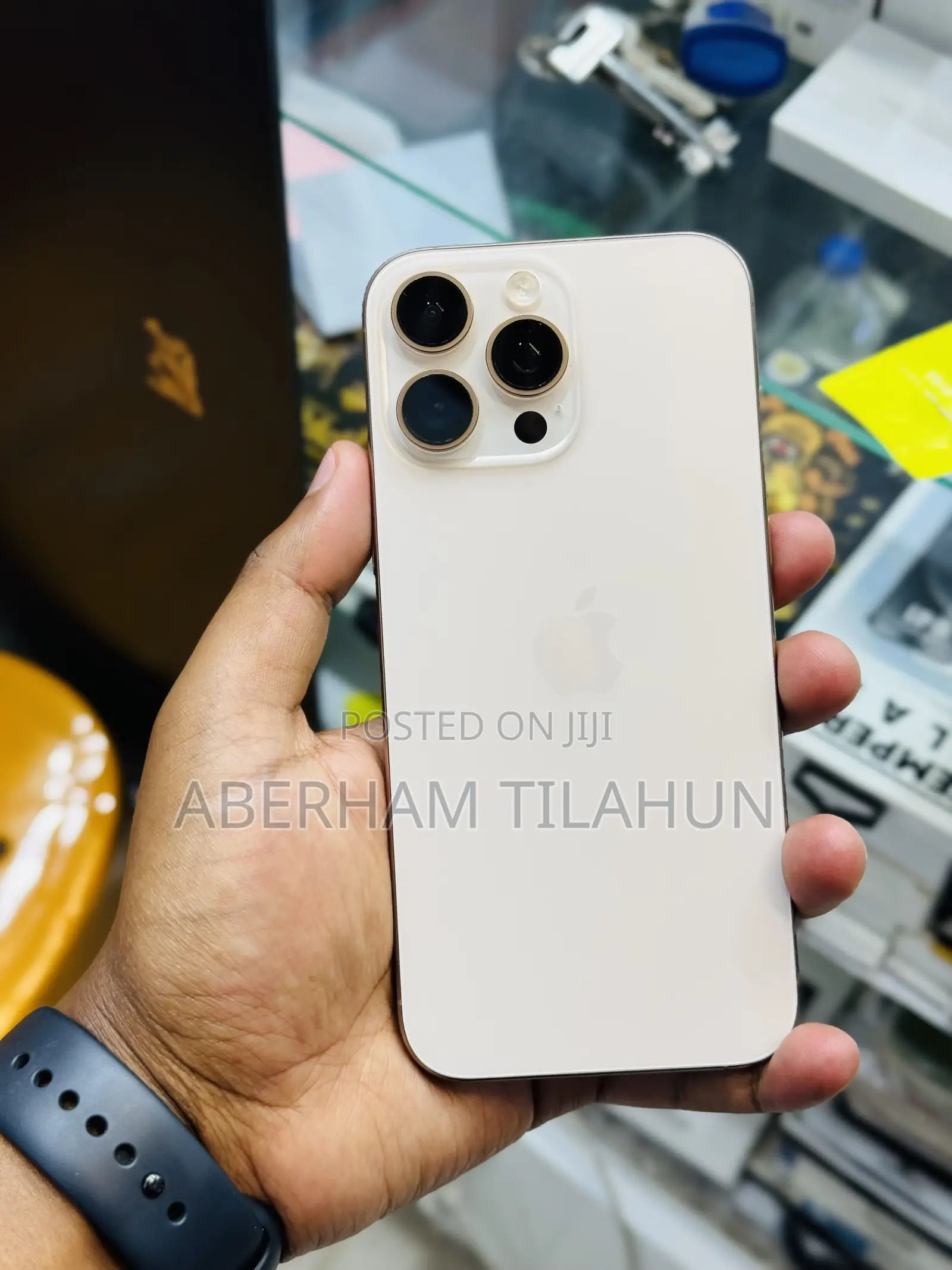 Apple iPhone 16 Pro Max 256 GB Gold