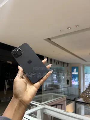 New Apple iPhone 15 128 GB Black