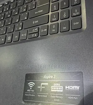 New Laptop Acer Aspire 3 8GB Intel Core i7 HDD 1T