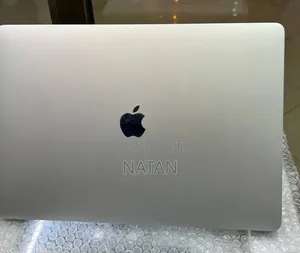 New Laptop Apple MacBook Pro 2018 16GB Intel Core i7 SSD 256GB