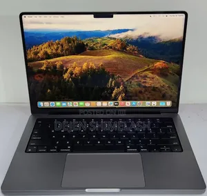 New Laptop Apple MacBook Pro 2019 16GB Intel Core i9 SSD 512GB