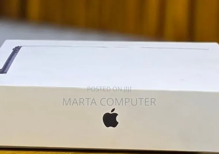 New Laptop Apple MacBook Air 2026 M5 16GB Apple M5 SSD 512GB