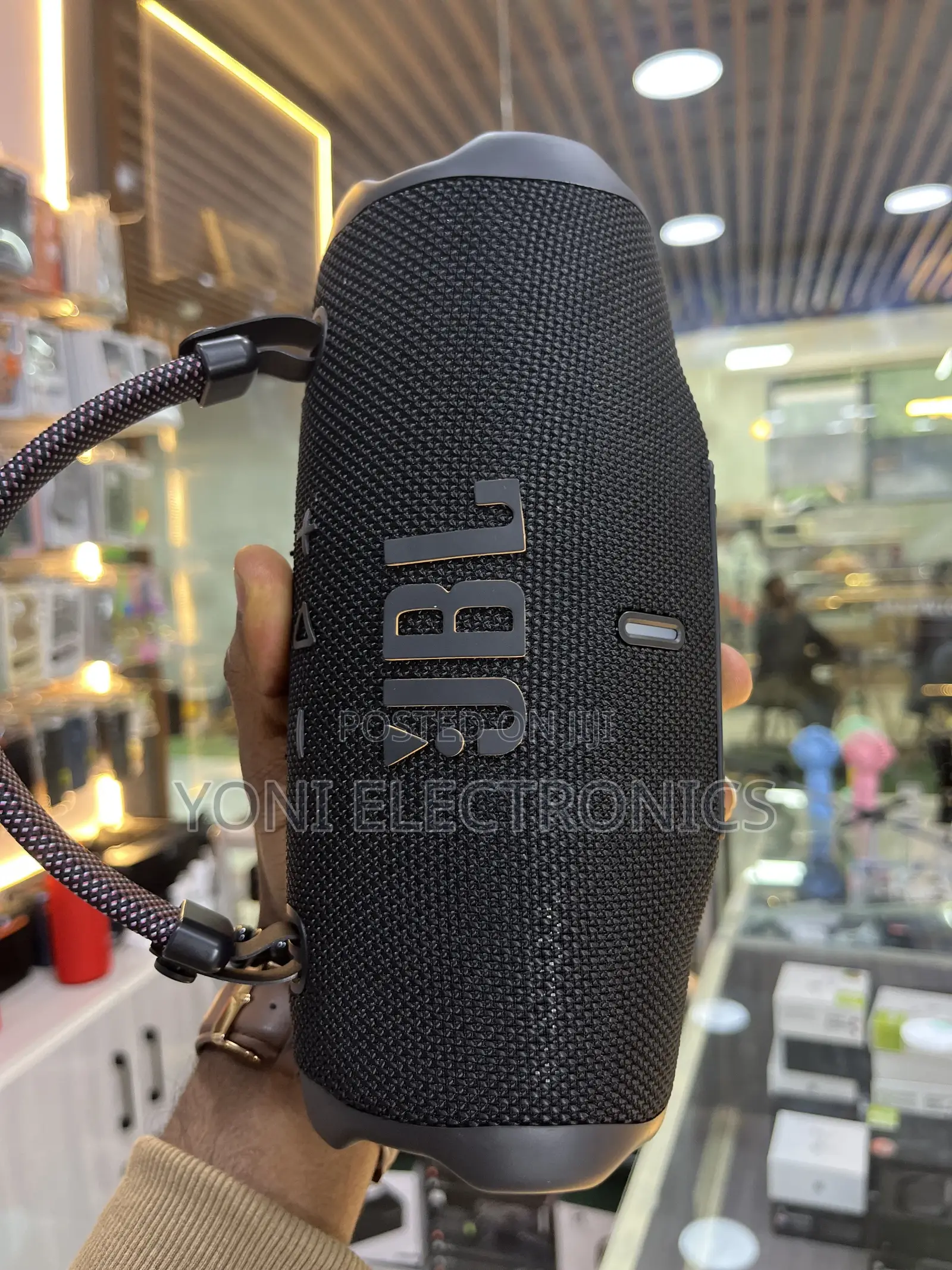 JBL Charge 6 Portable Speaker
