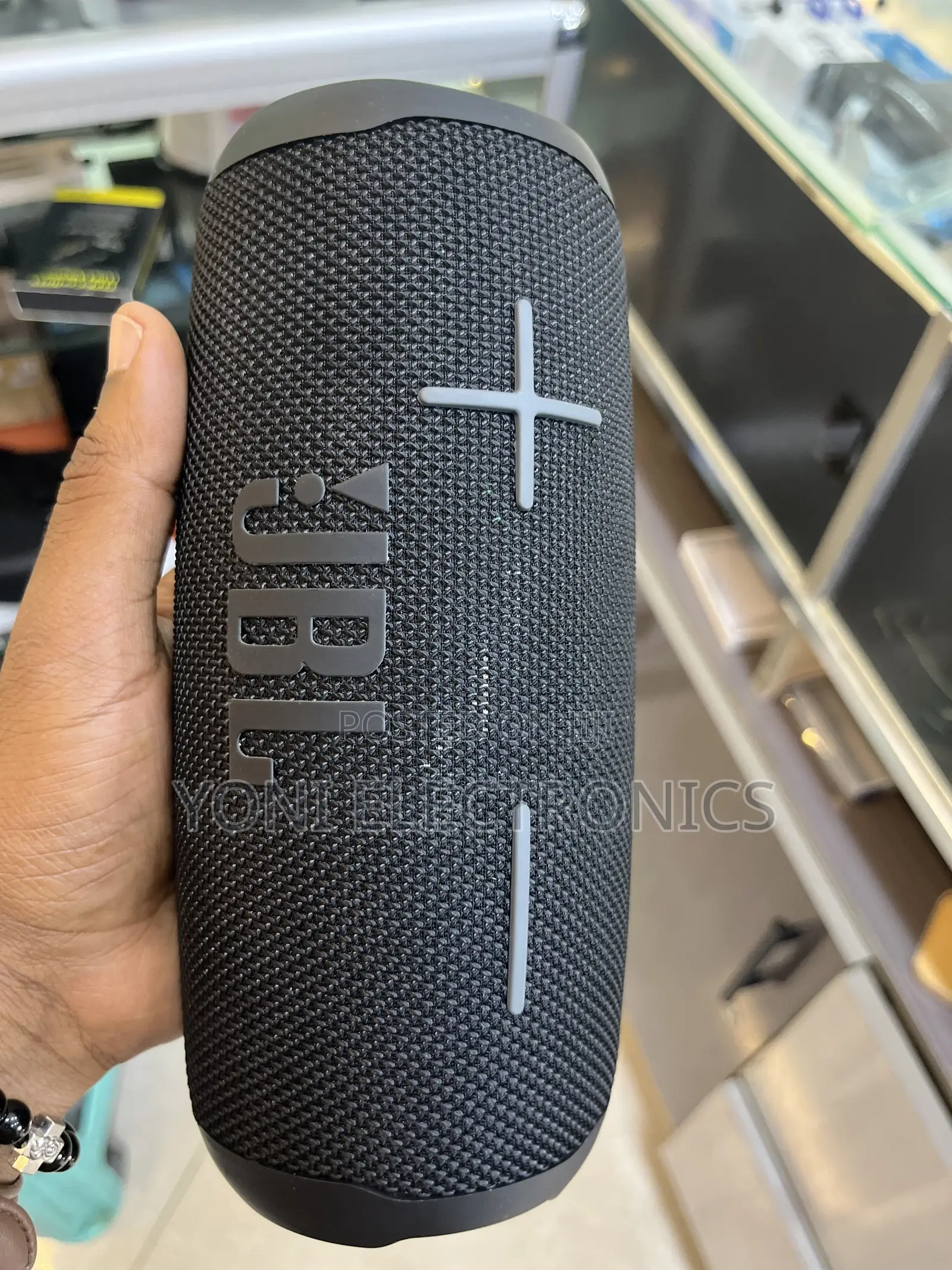 JBL Pulls 5 Portable Speaker